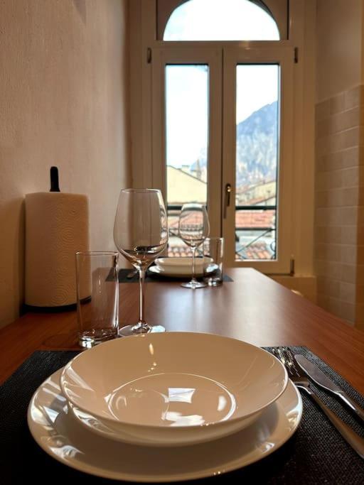 Comfy Apartment In Lecco 2 Екстериор снимка